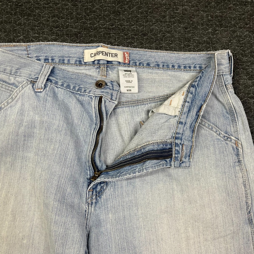 Vintage Levi's Carpenter Denim Shorts Men's Light Wash Pockets Workwear - W36 - Picture 10 of 16